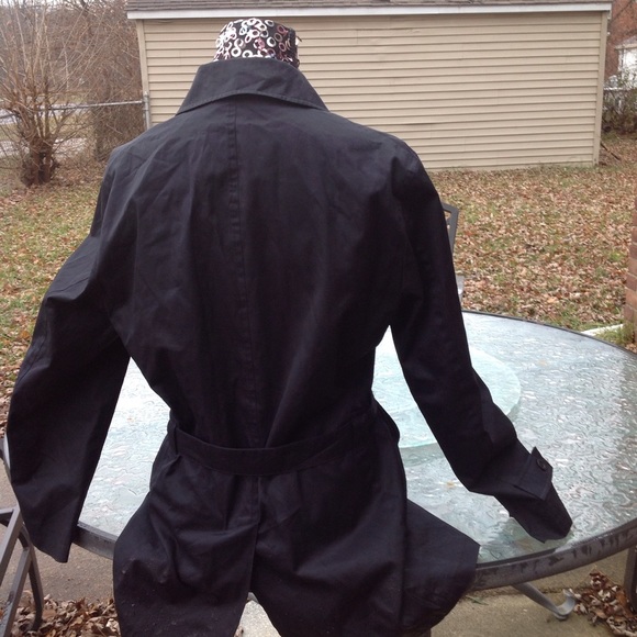 Authentic Burberry black label trench coat size 10 - Picture 5 of 6